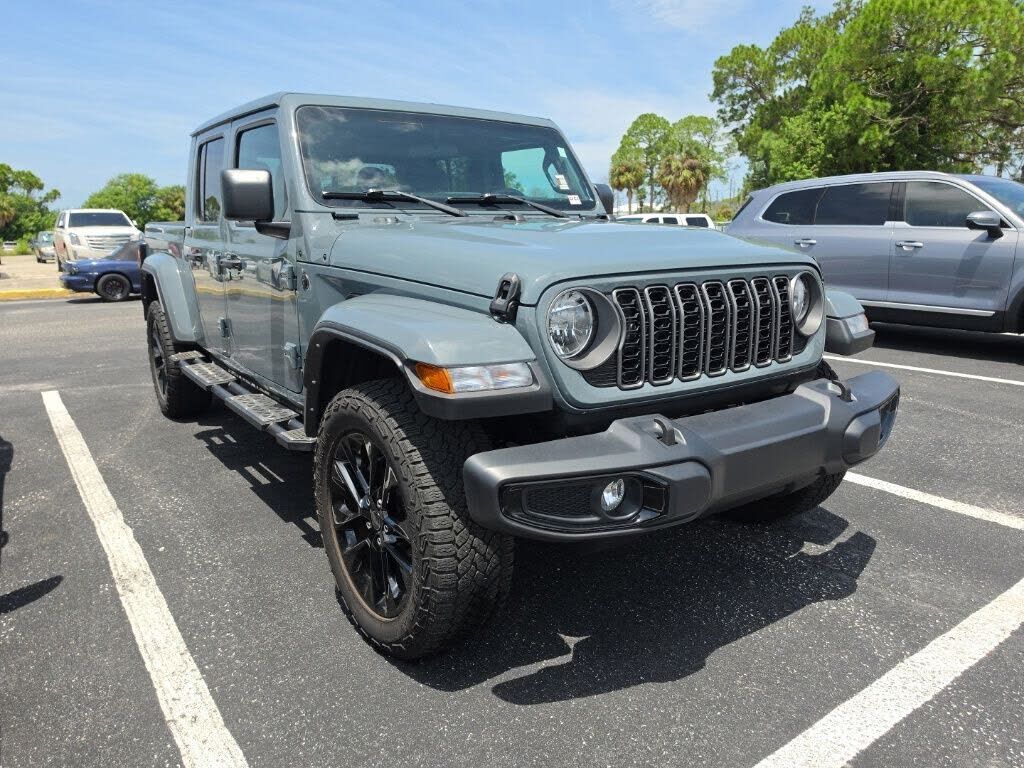 2025 JEEP Gladiator