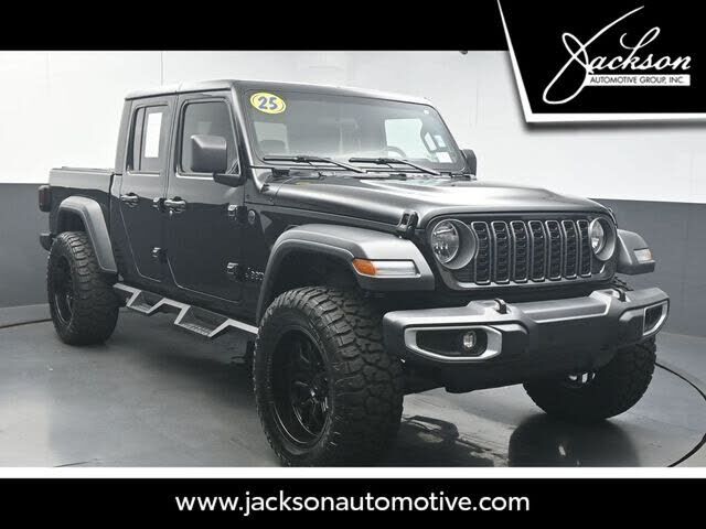 2025 JEEP Gladiator