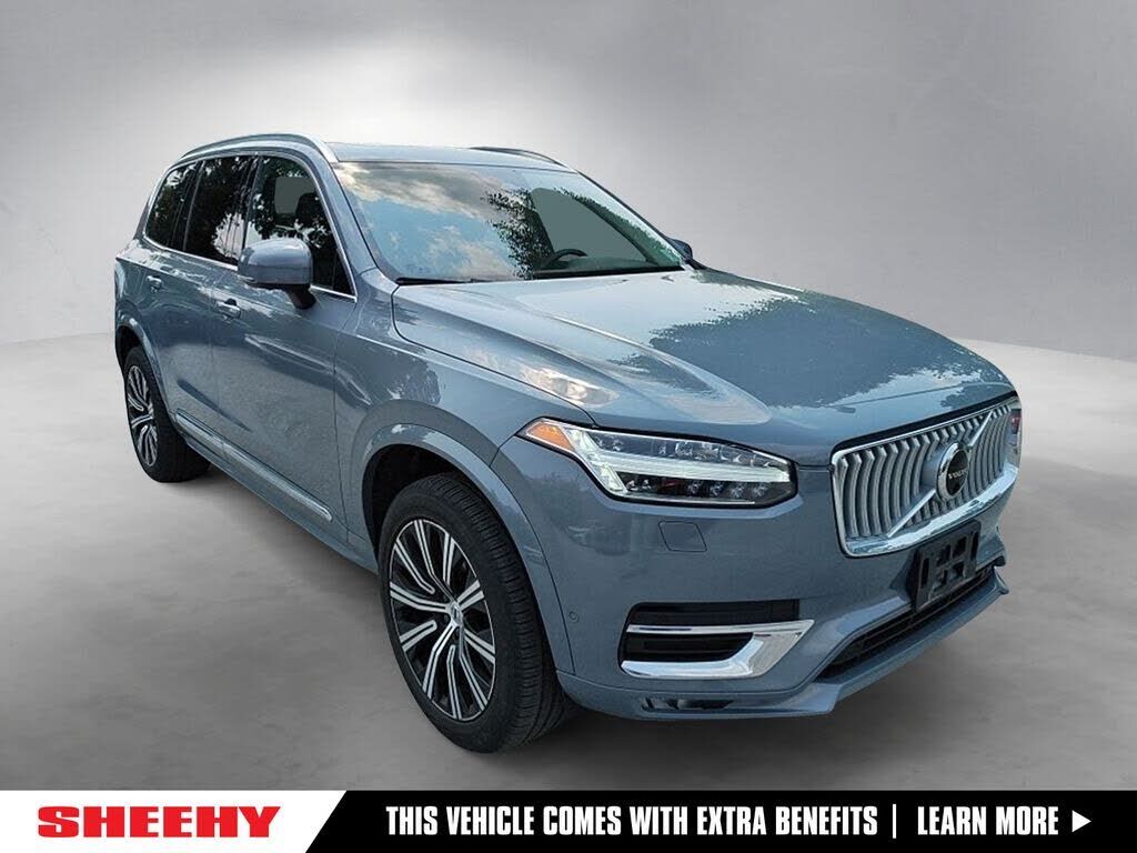 2023 VOLVO XC90