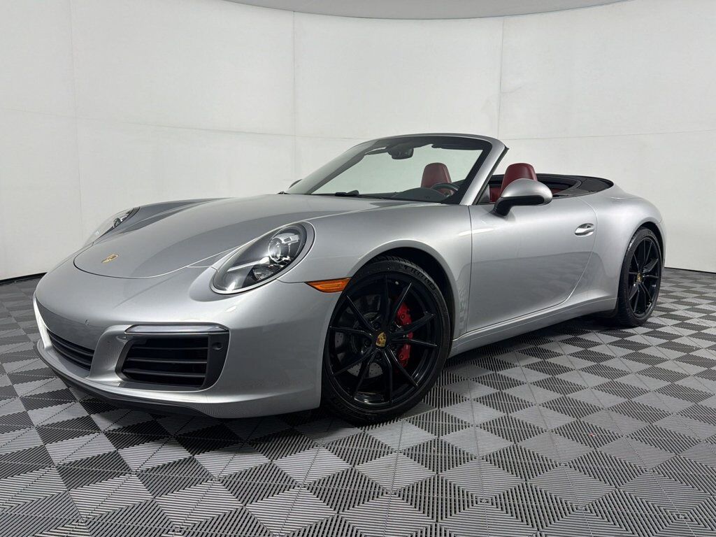 2019 PORSCHE 911
