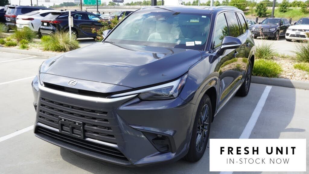 2025 LEXUS TX