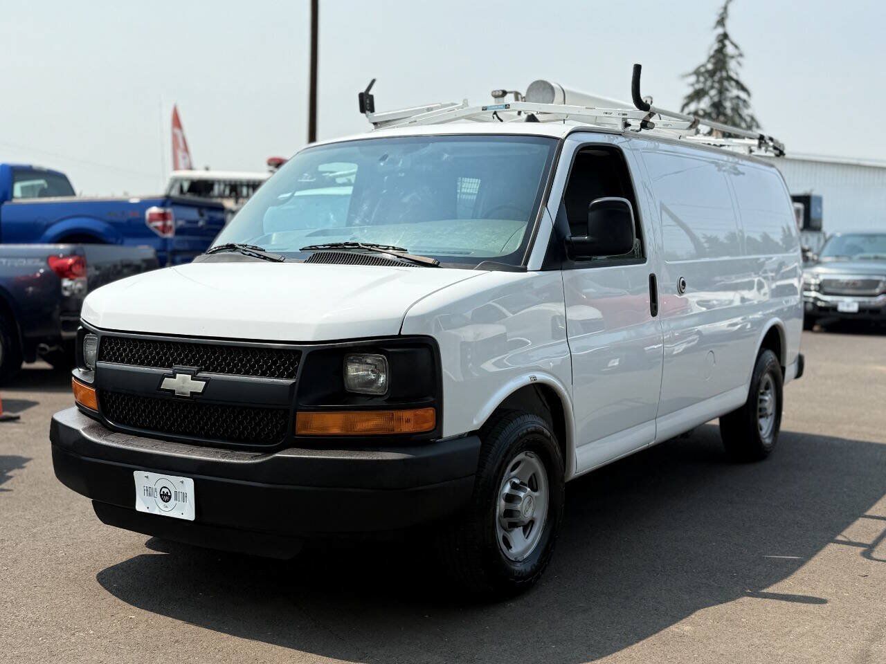 2013 CHEVROLET Express