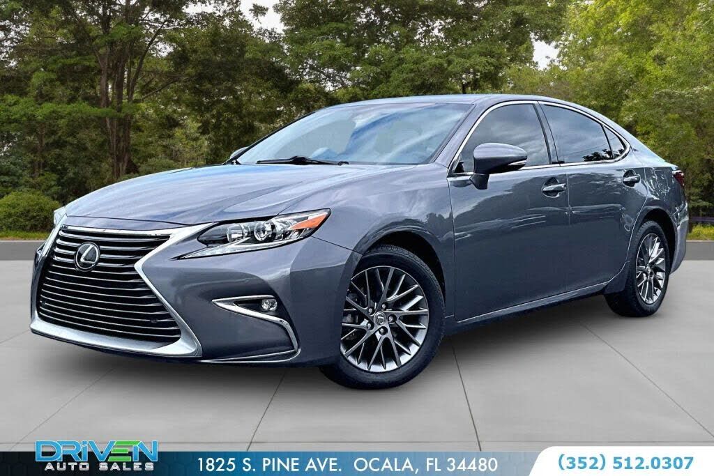 2018 LEXUS ES