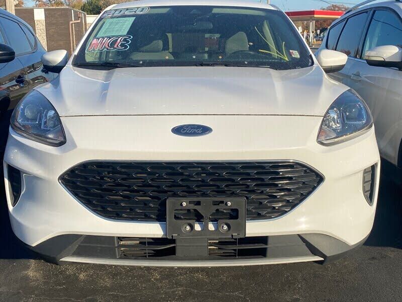 2020 FORD Escape