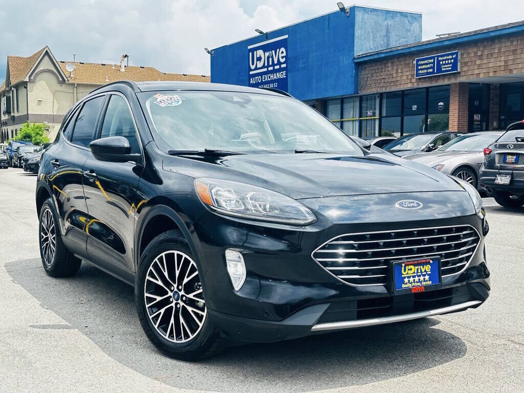2022 FORD Escape