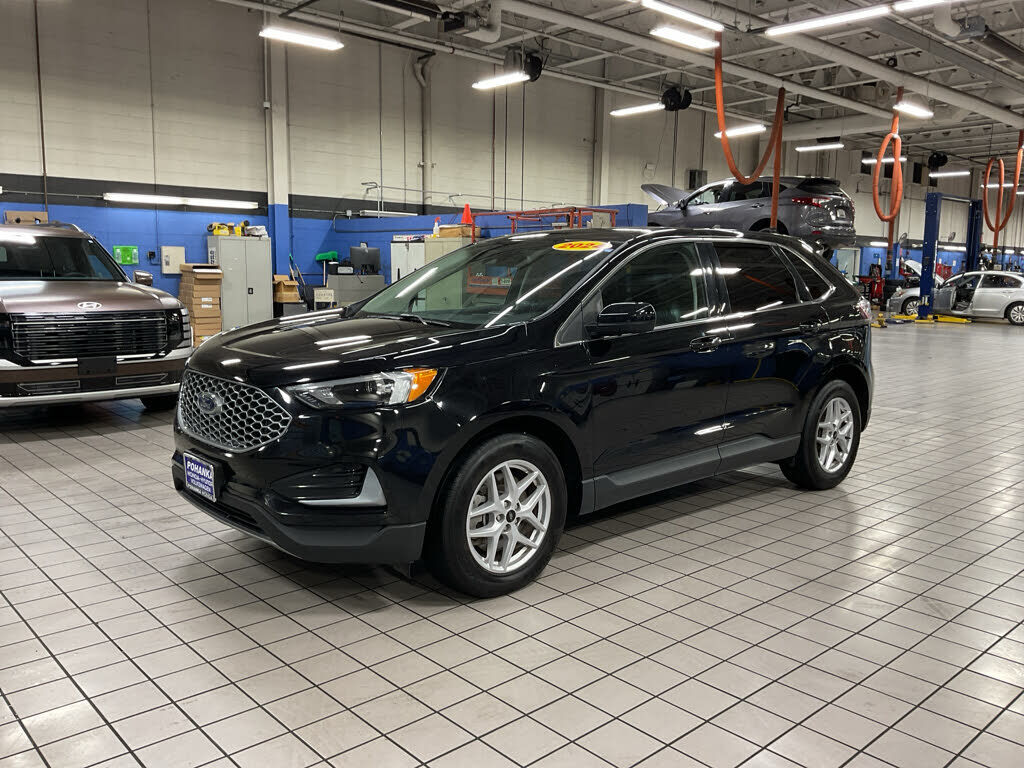 2024 FORD Edge