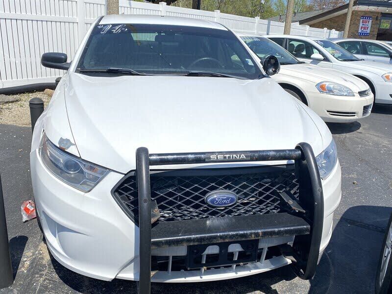 2014 FORD Taurus