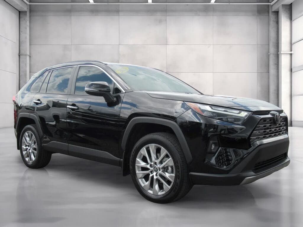 2025 TOYOTA RAV4