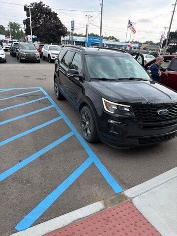 2018 FORD Explorer