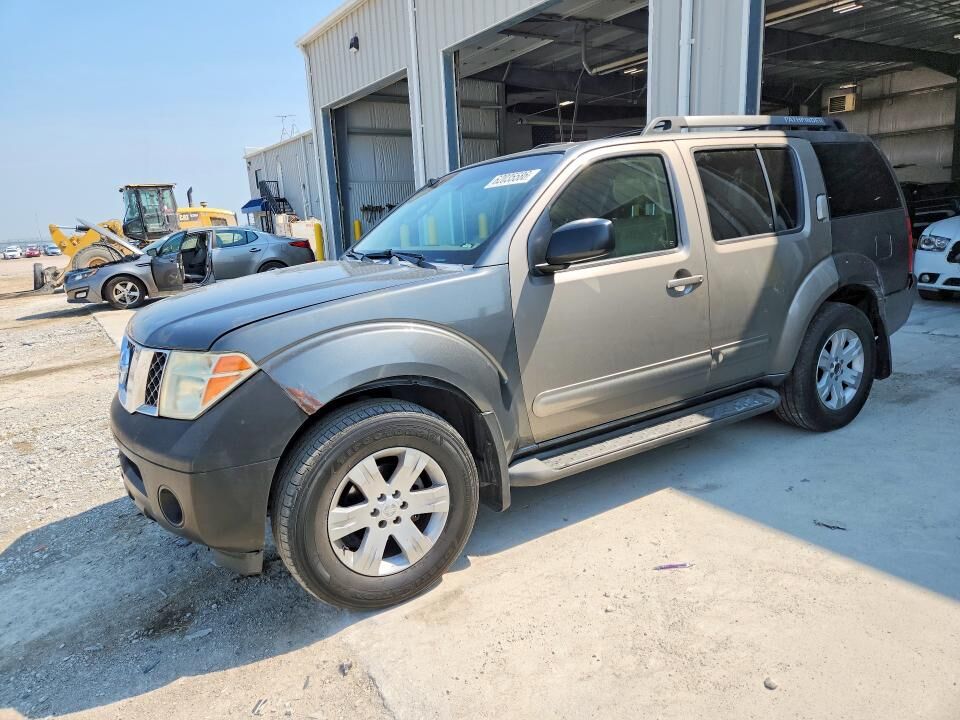 2005 NISSAN Pathfinder