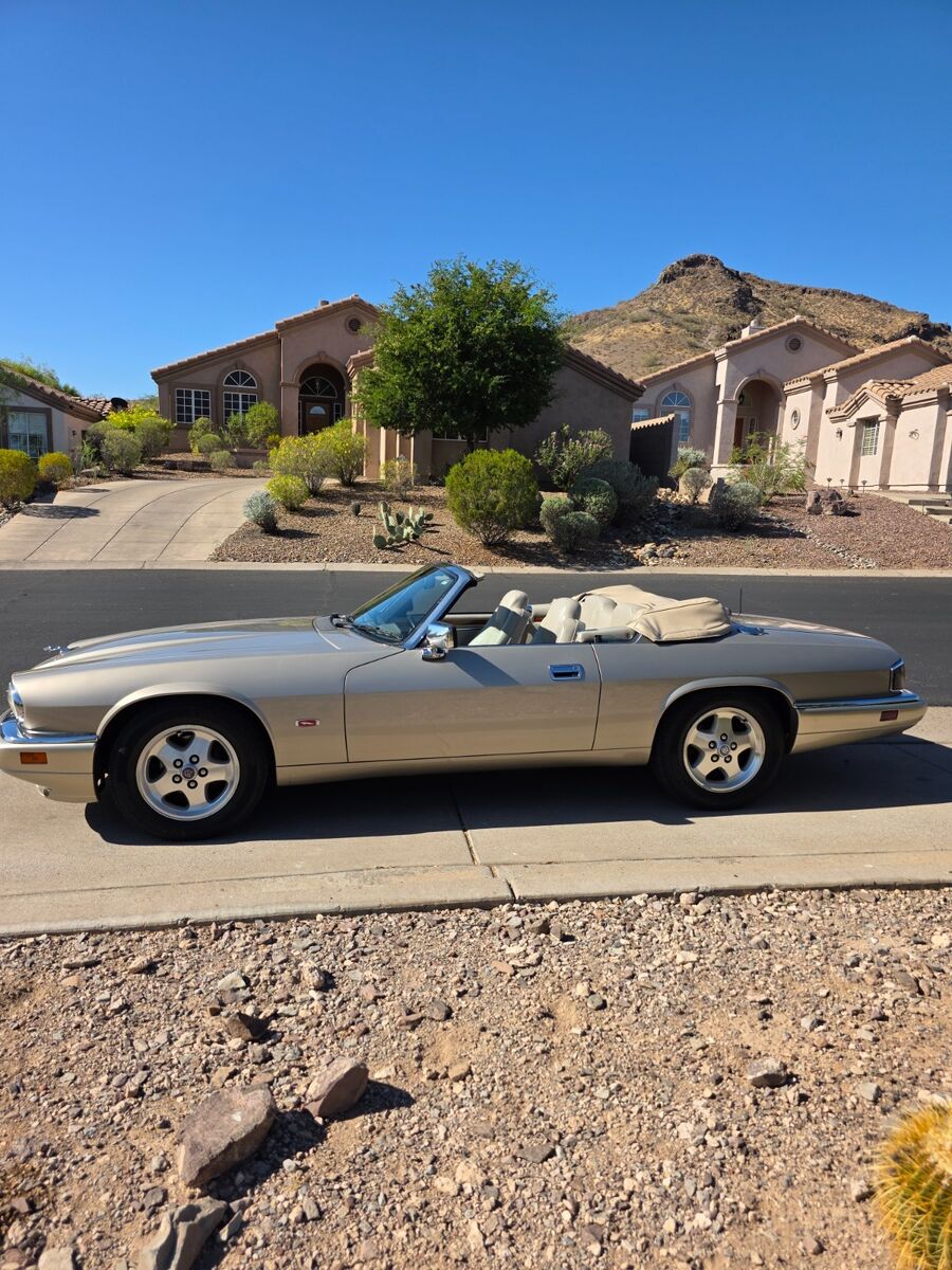 Jaguar XJS