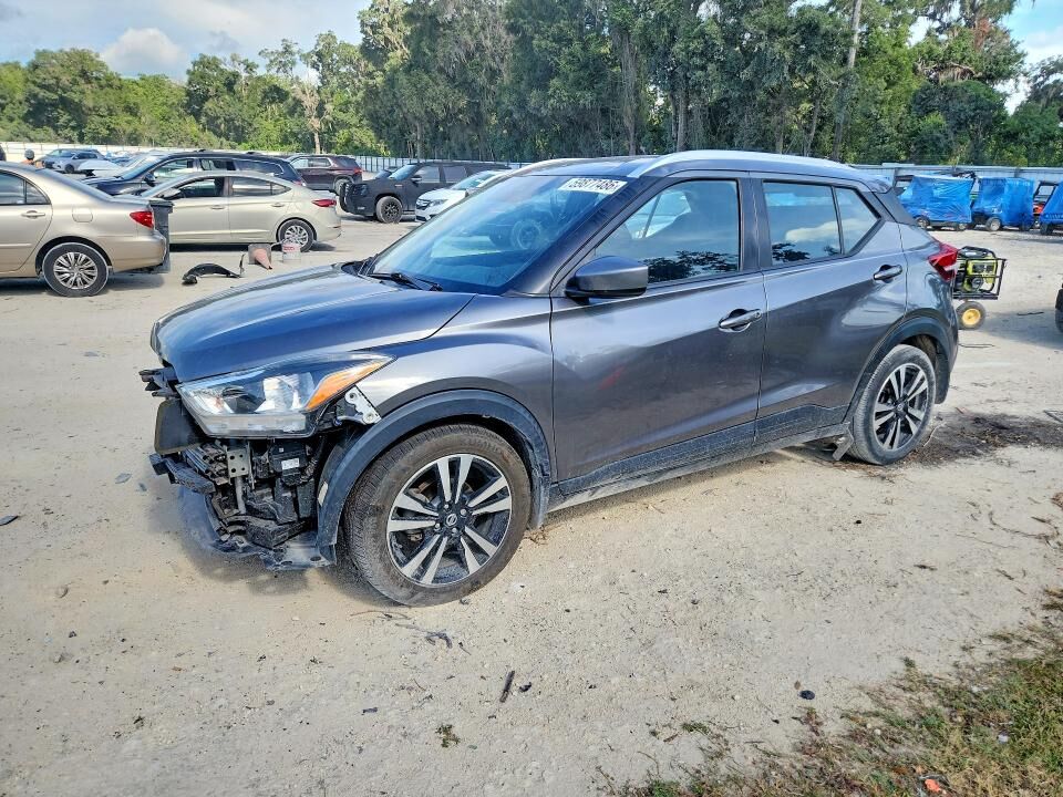 2020 NISSAN Kicks