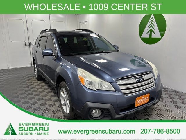 2014 SUBARU Outback