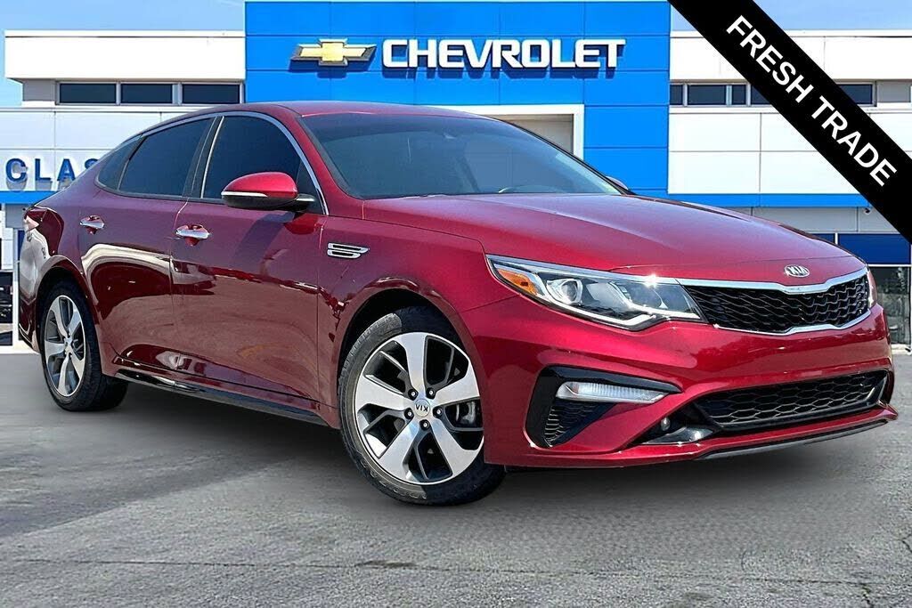 2019 KIA Optima