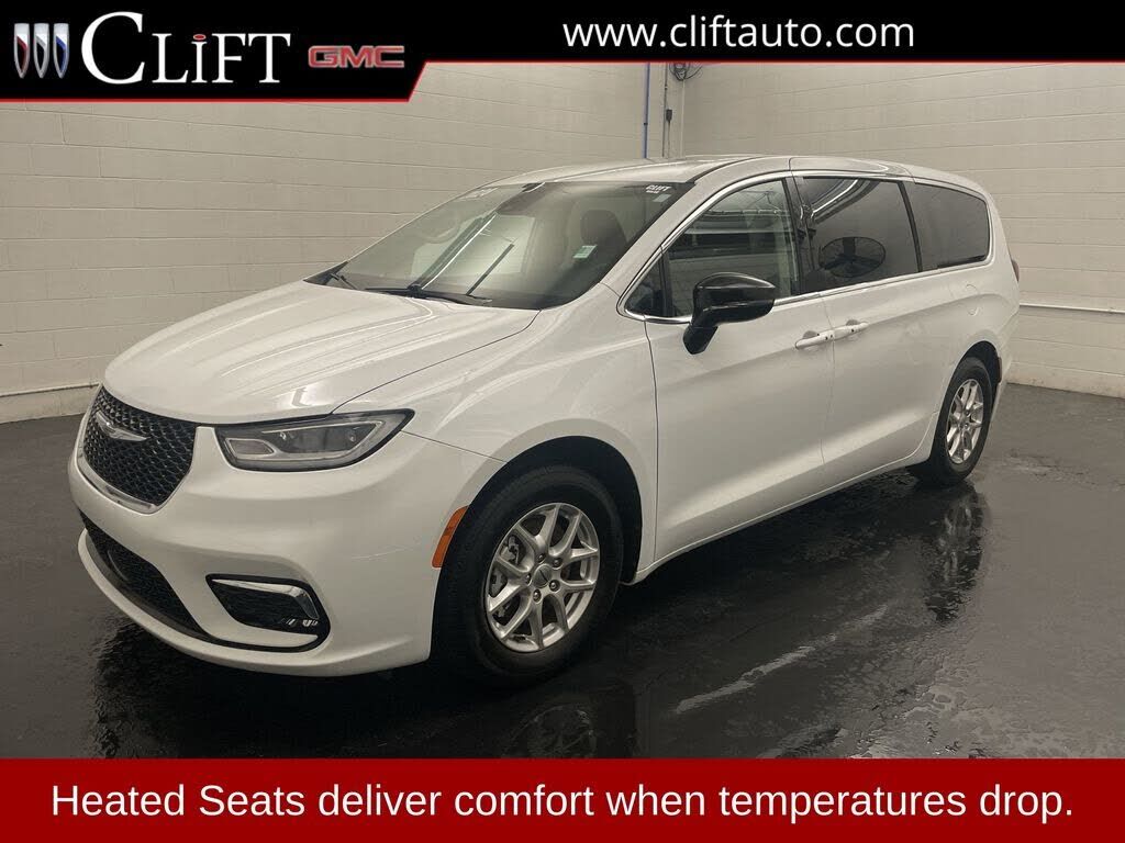 2024 CHRYSLER Pacifica