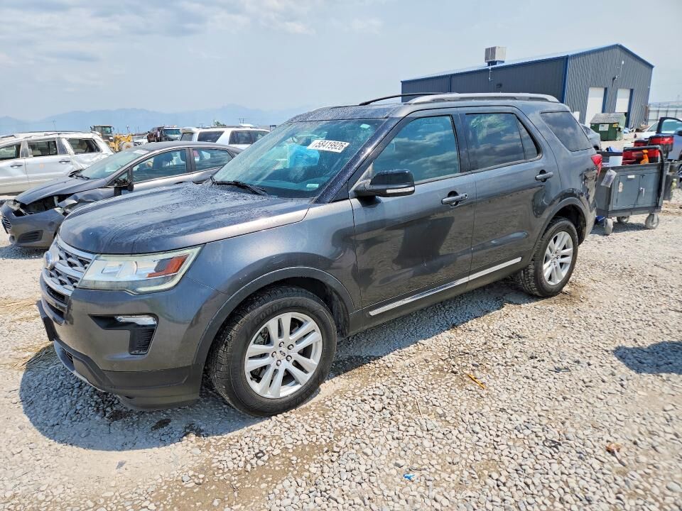 2018 FORD Explorer
