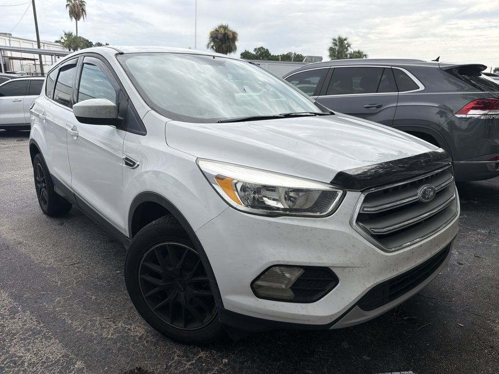 2017 FORD Escape