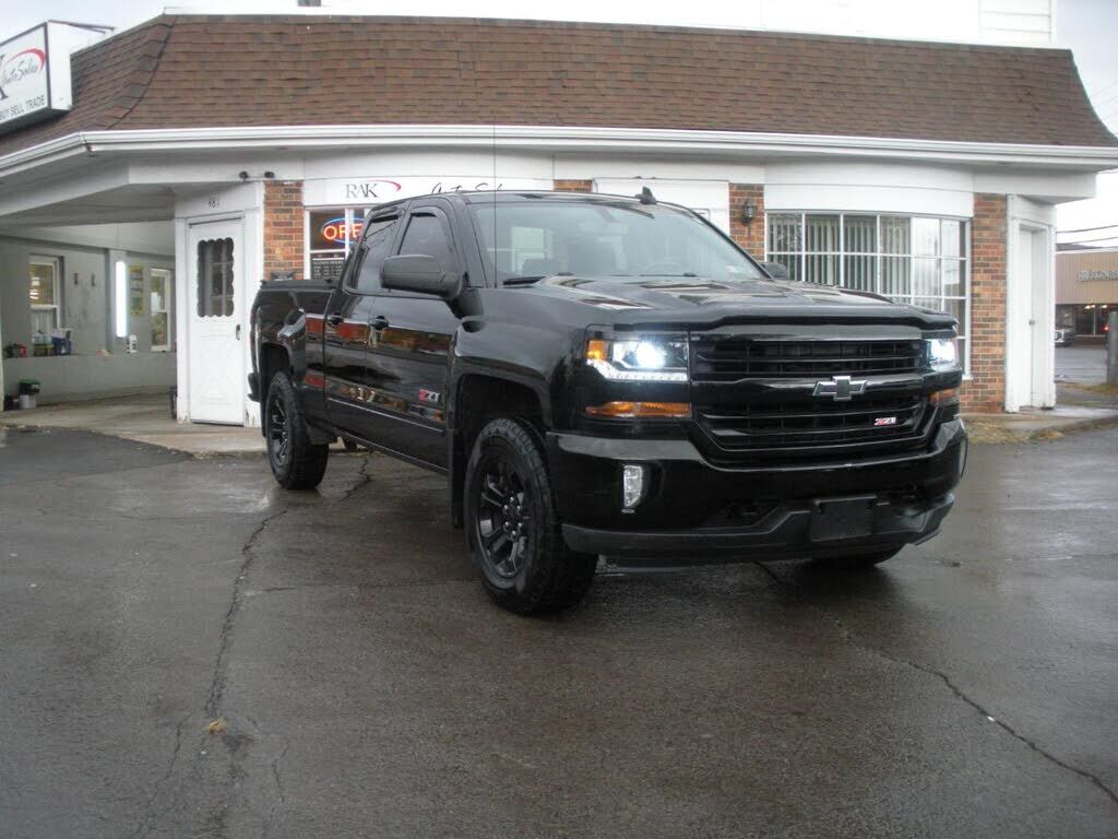 2018 CHEVROLET Silverado
