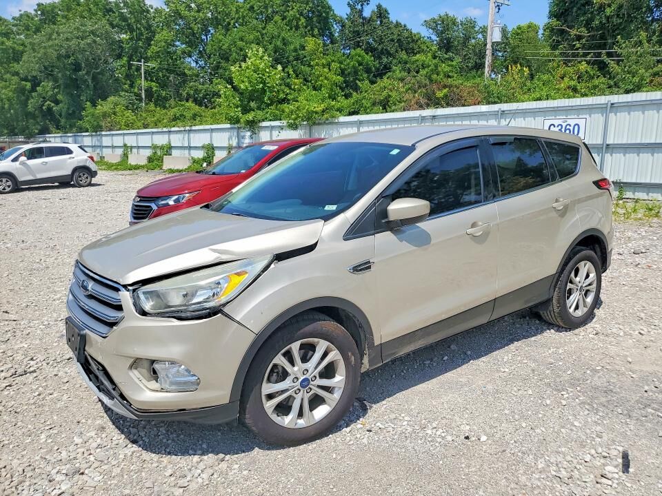 2017 FORD Escape