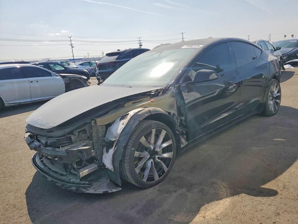2024 TESLA Model 3