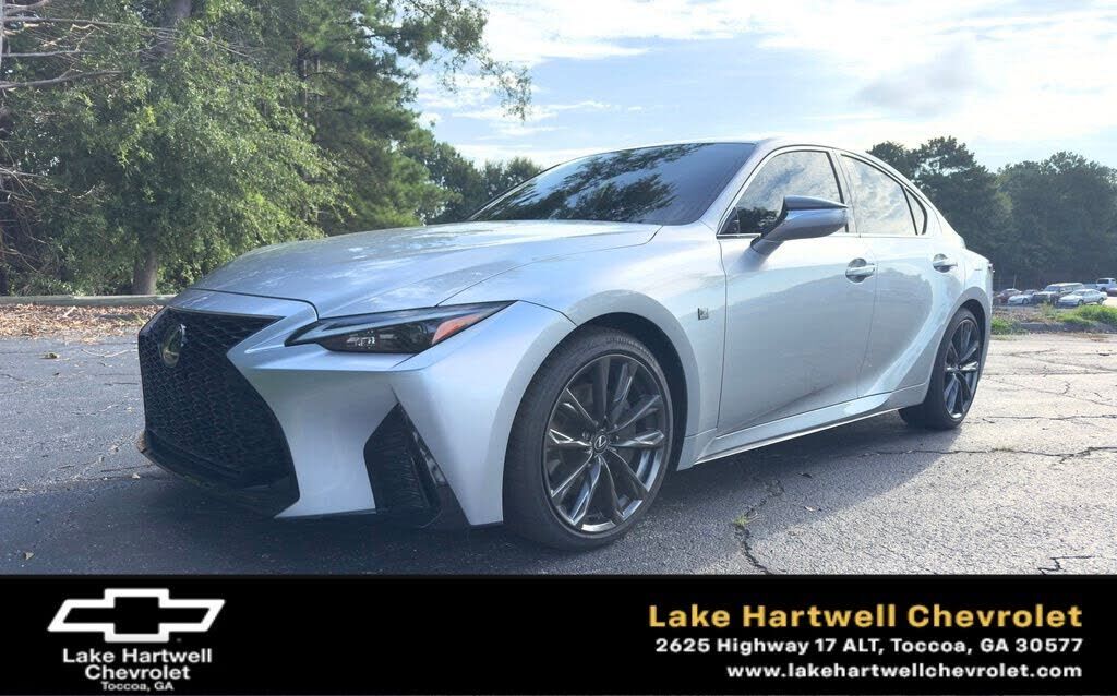 2025 LEXUS IS
