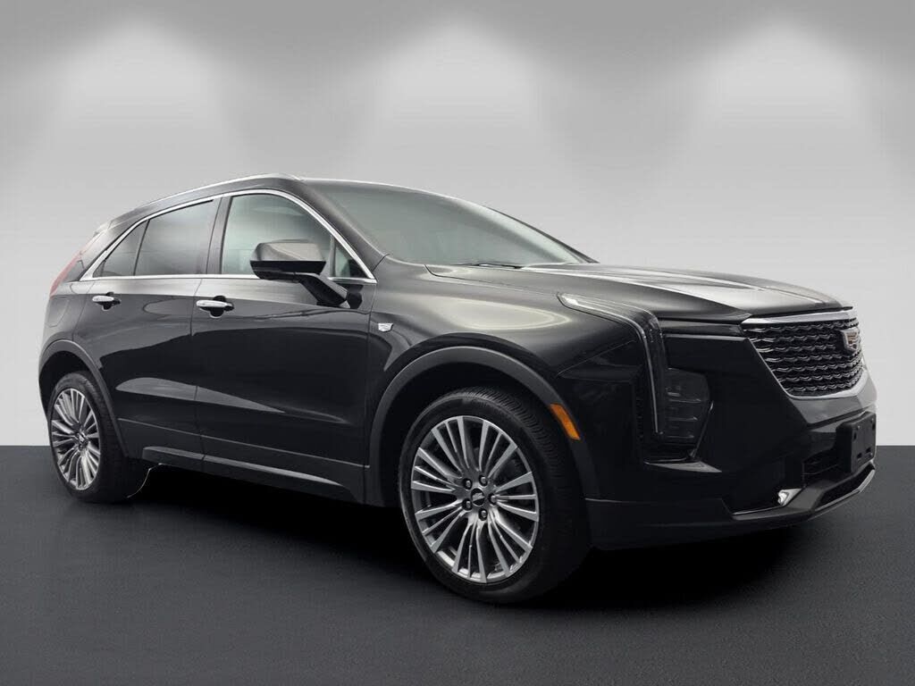 2025 CADILLAC XT4
