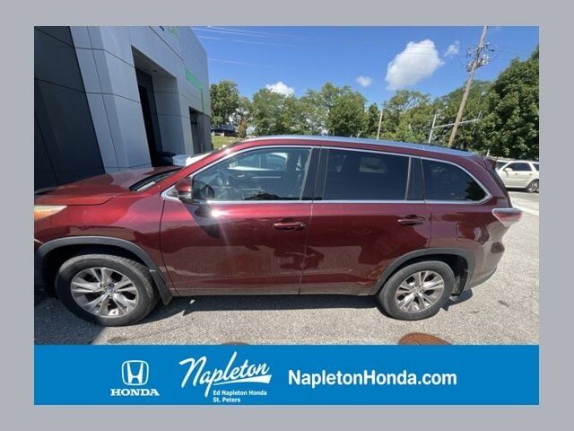 2014 TOYOTA Highlander