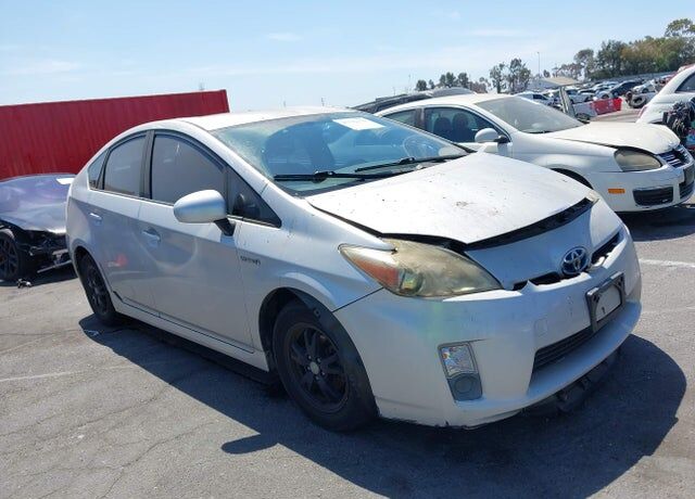 2011 TOYOTA PRIUS