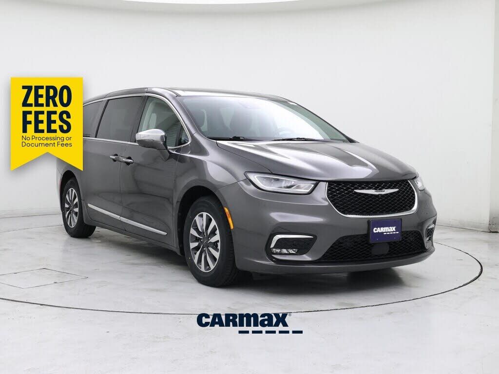 2022 CHRYSLER Pacifica
