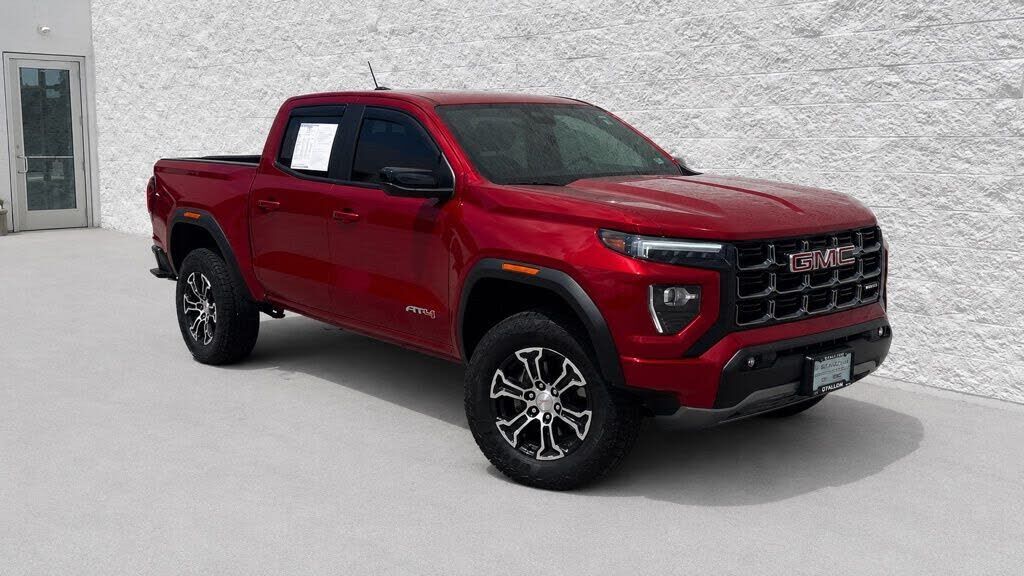 2025 GMC Canyon