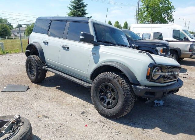2024 FORD Bronco