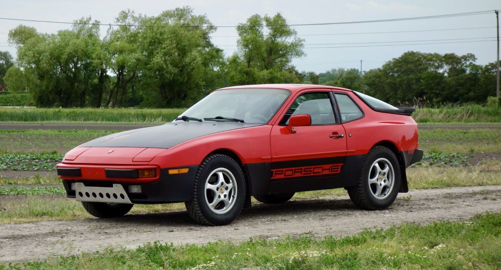 1987 PORSCHE 944