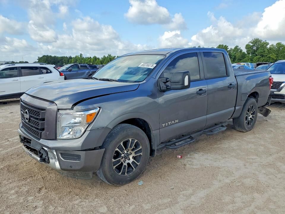 2024 NISSAN Titan