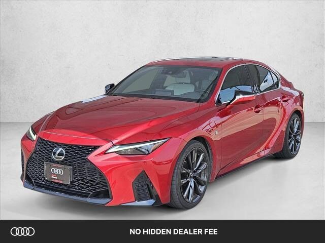 2021 LEXUS IS