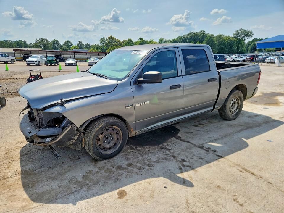 2010 DODGE Ram
