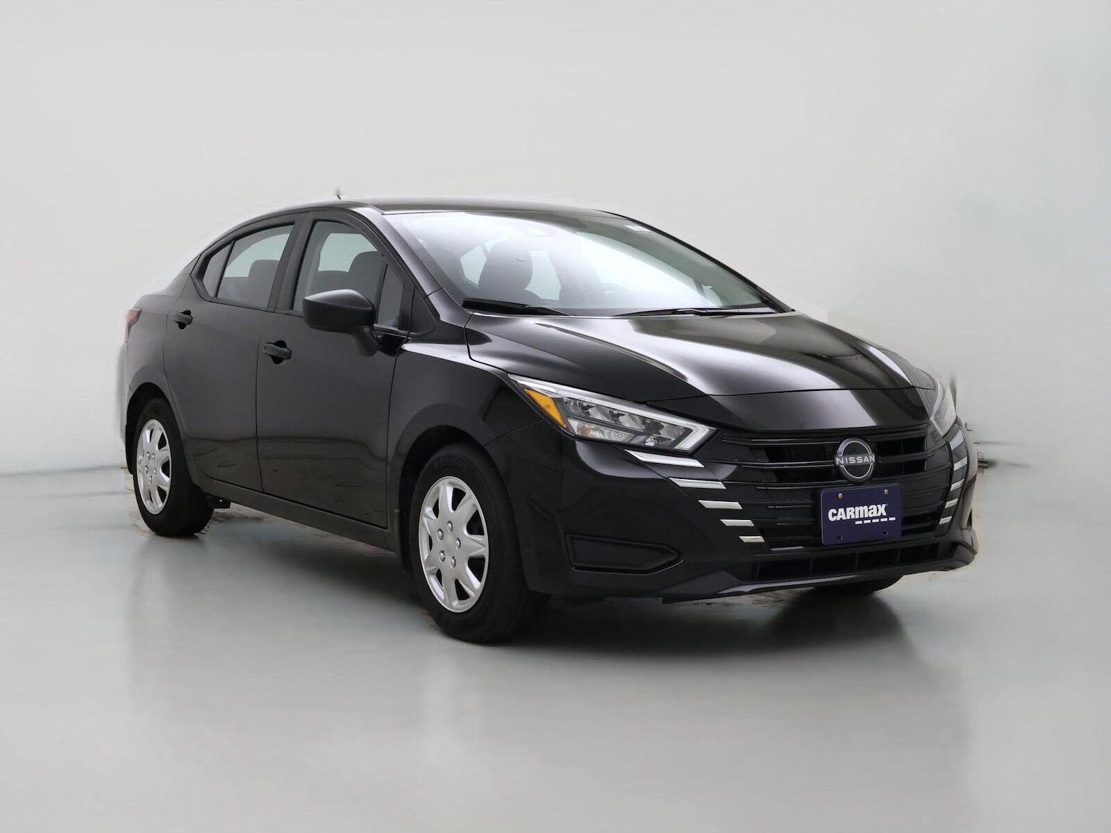 2025 NISSAN Versa