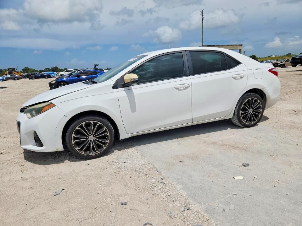 2015 TOYOTA Corolla