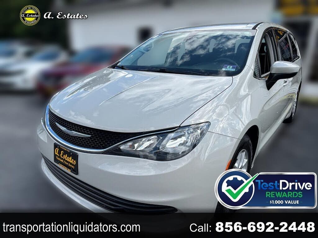 2017 CHRYSLER Pacifica