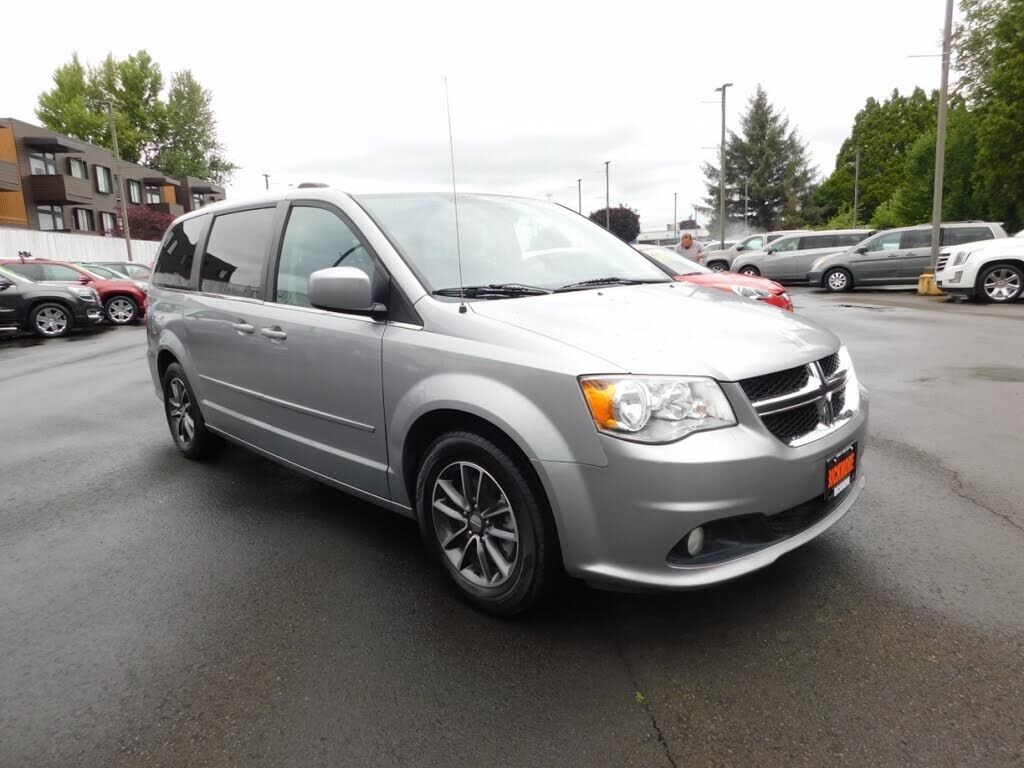 2017 DODGE Grand Caravan