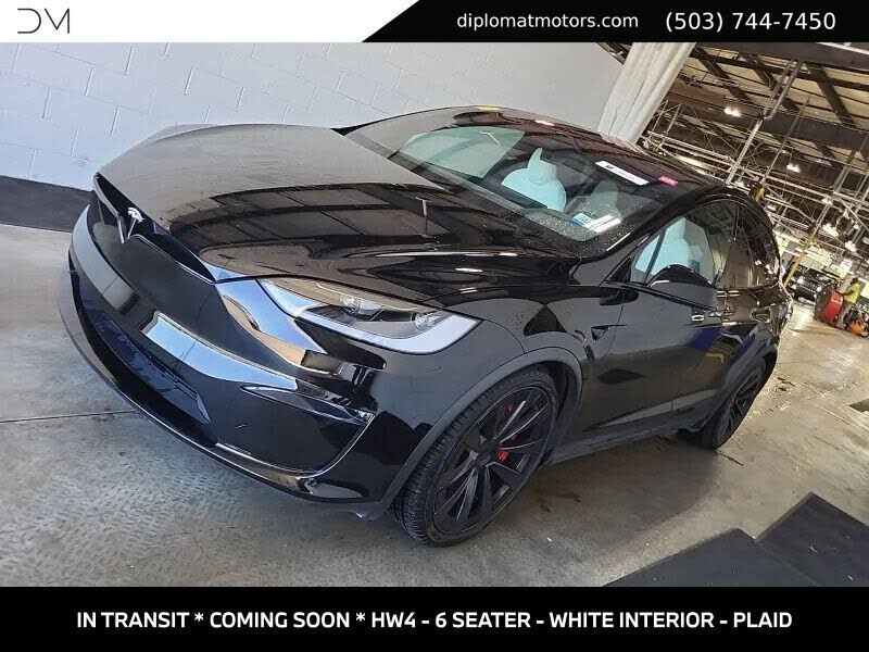 2025 TESLA Model X
