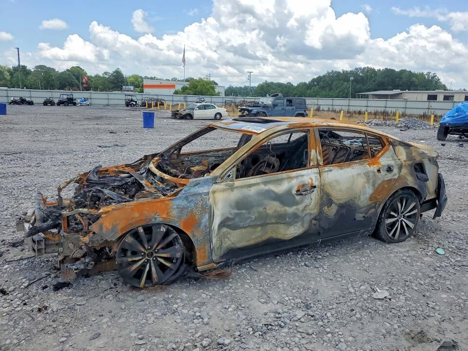 2019 NISSAN Altima