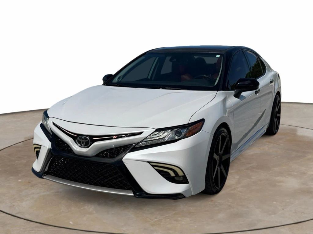 2019 TOYOTA Camry