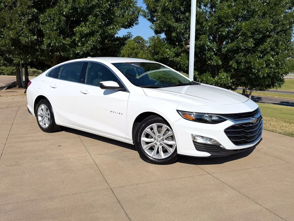 2025 CHEVROLET Malibu