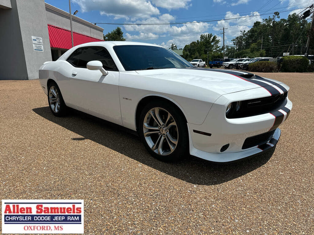 2022 DODGE Challenger