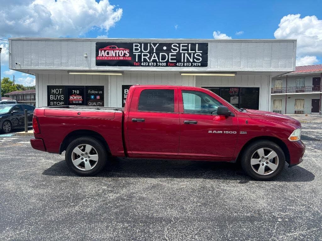 2012 DODGE Ram