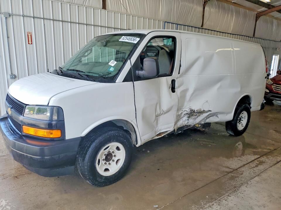 2022 CHEVROLET Express