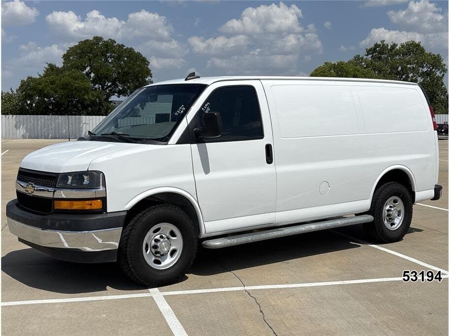 2021 CHEVROLET Express
