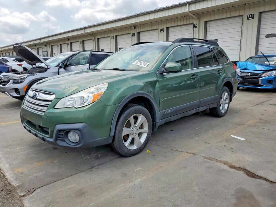 2014 SUBARU Outback