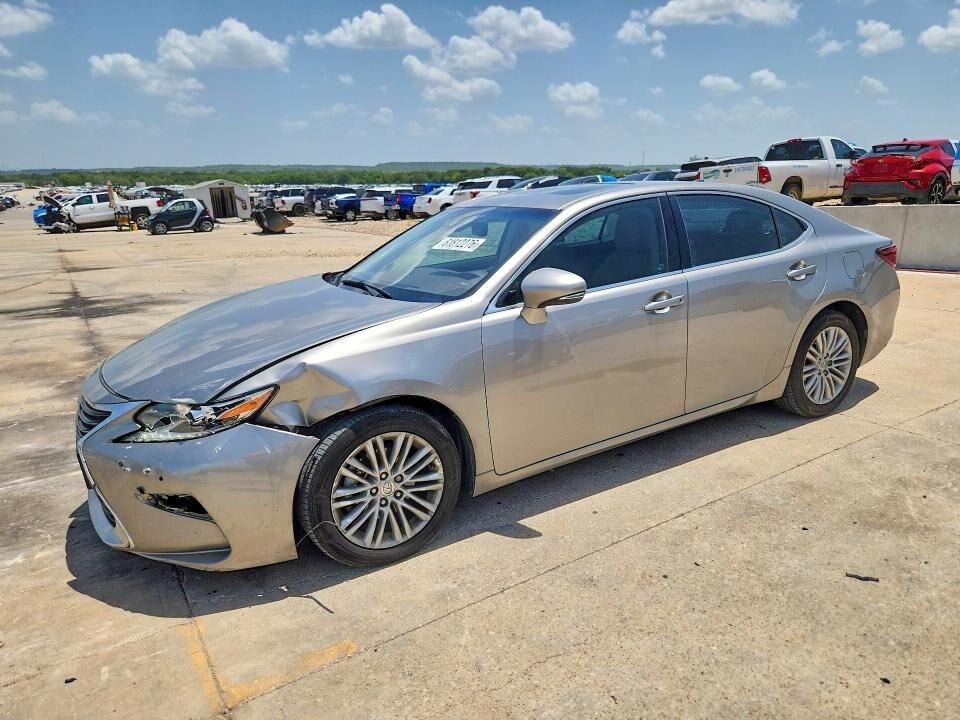 2016 LEXUS ES
