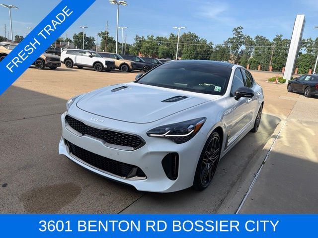 2023 KIA Stinger